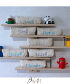 Set de 7 paños de día bordados