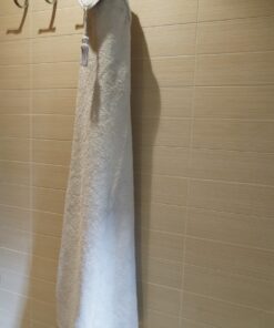 Capa de baño grande con pompón
