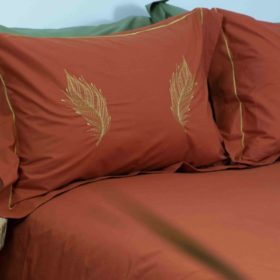 Housses de couette + 2 taies brodées