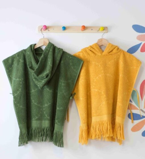 Mini ponchos