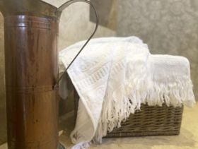 Colombes Fringed Towels