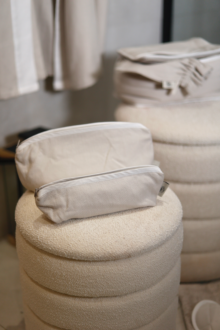 POCHETTE PLASTIFIEE PR MAILLOT 28x17x7.5 env - Ihsun – Image 3